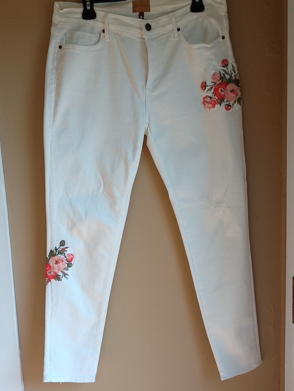 Driftwood Beau Boho Floral Embroidered White Skinny Straight Jeans Size 32